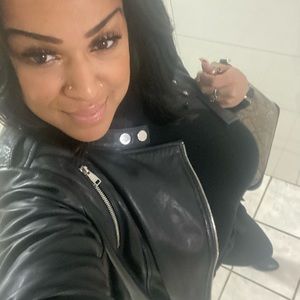 Meet your Posher, Samantha